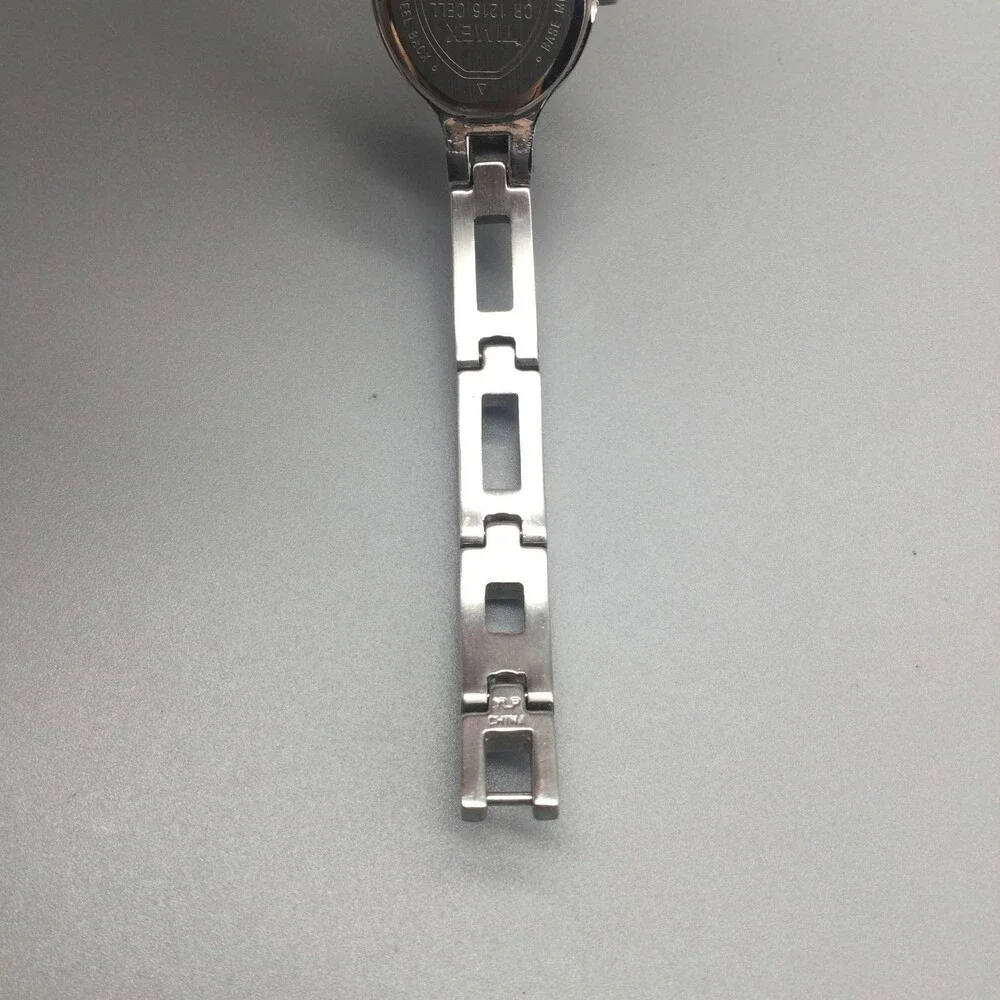 Timex Womens Watch 20mm Blue Oval MOP Dial Silver Tone New Battery 5.5